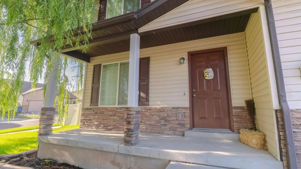 Cost of Concrete Porch Installation in Jersey City